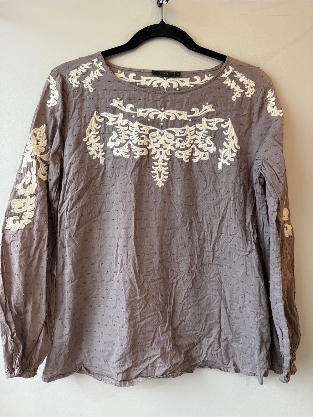 THML Long-Sleeve Top with Cream Embroidery swiss dot texture fabric M